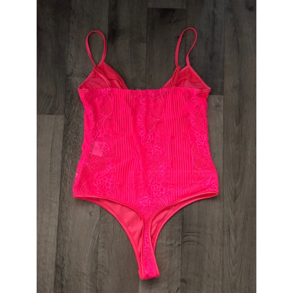 Missguided Neon Pink Lace Bodysuit - Picture 2 of 5